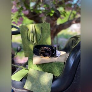 Gucci Black Leather Belt with Silver Buckle